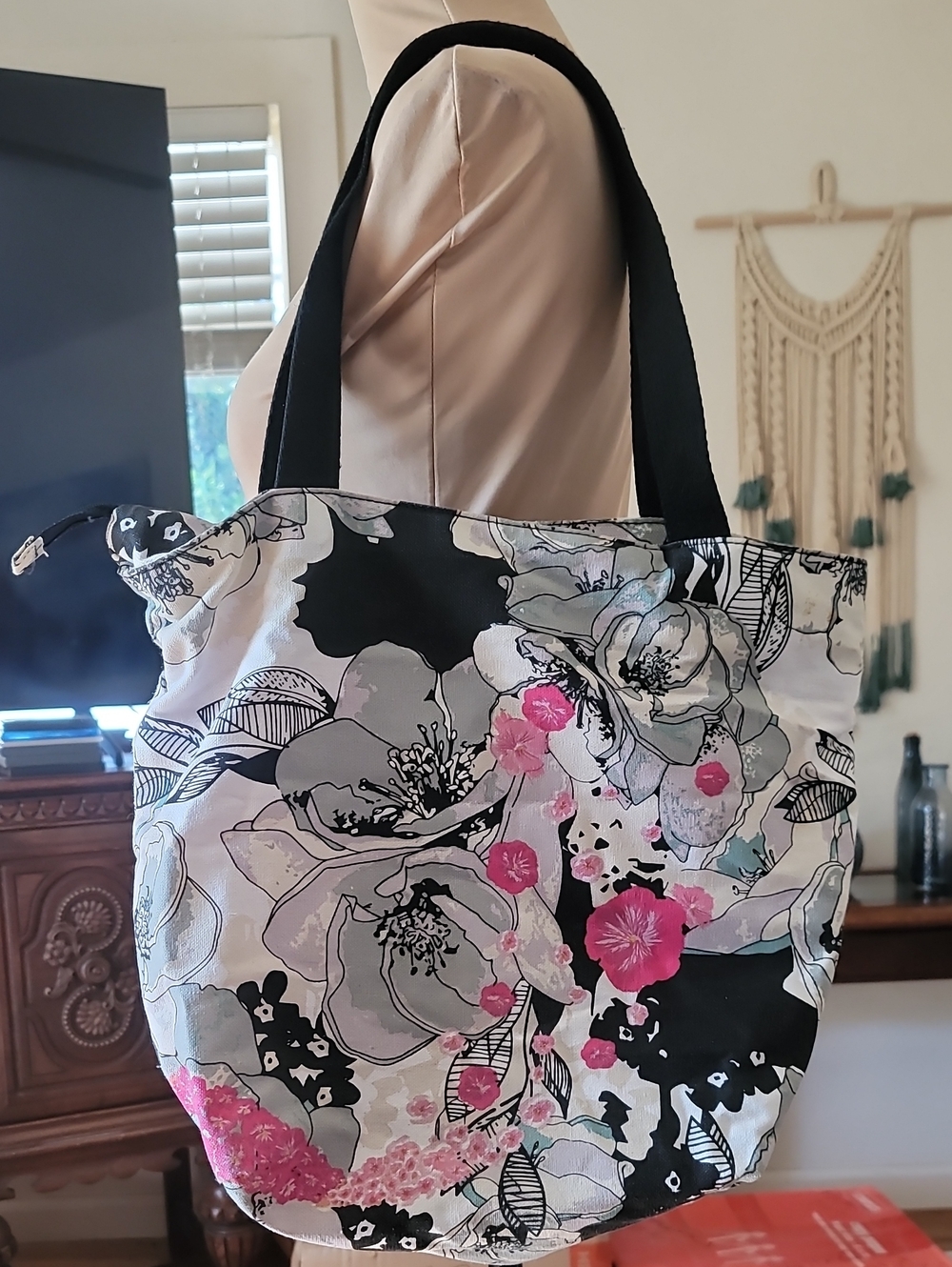 Floral Print Tote Bag in Black, Gray & Pink